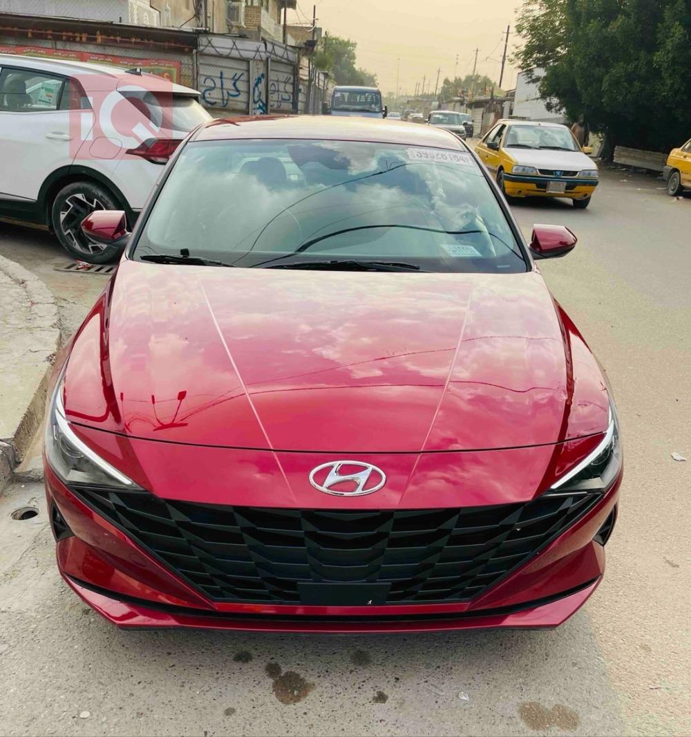 Hyundai Elantra